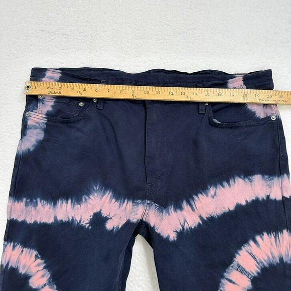 Levi's 511 Men's Tie Dye Cut Off Denim Shorts Size 40 Blue Pink Fray Hem EUC - Picture 5 of 10
